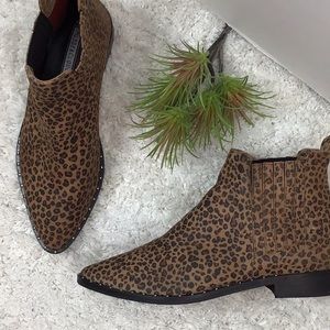 Musse & Cloud Chelsea leopard ankle booties 7/38